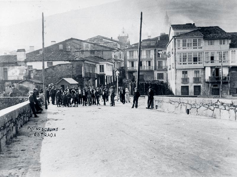 Entrada del puente